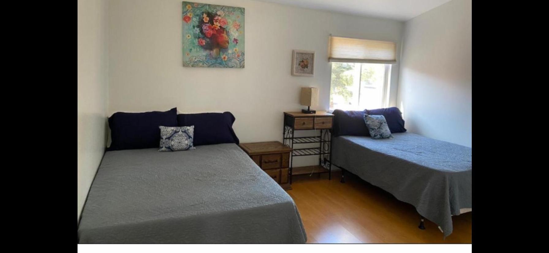 Lake Balboa 3 bedroom Cozy stay !