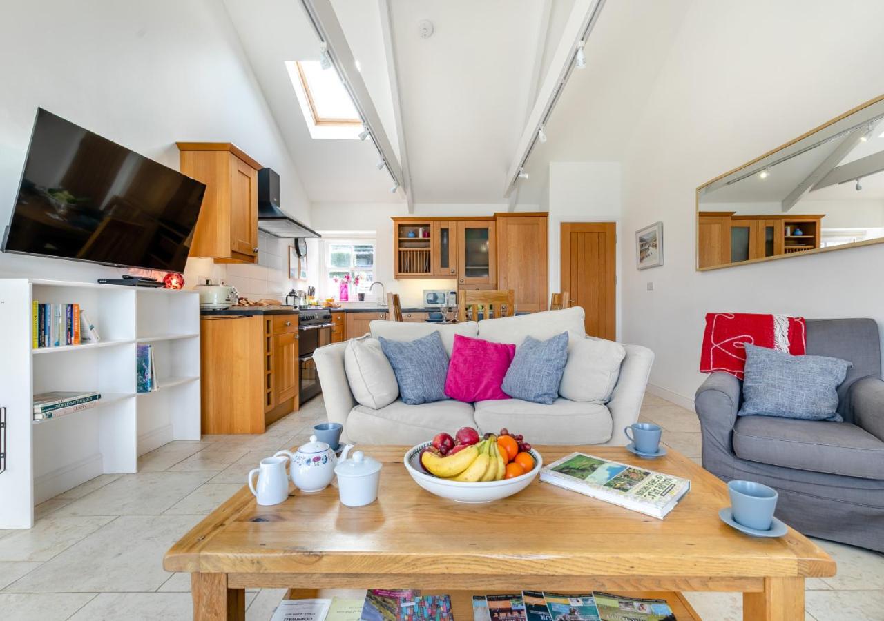 2 Bed in Polruan oc-cgart2
