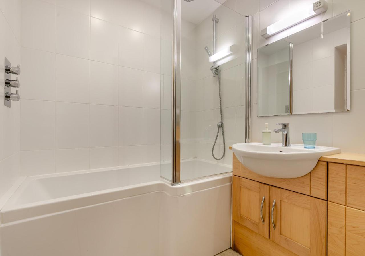 2 Bed in Polruan oc-cgart2