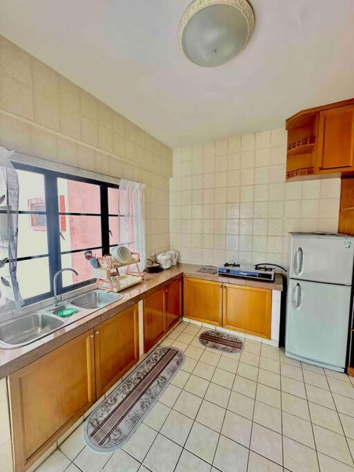 Marina Court Seaview @ City View photo 6