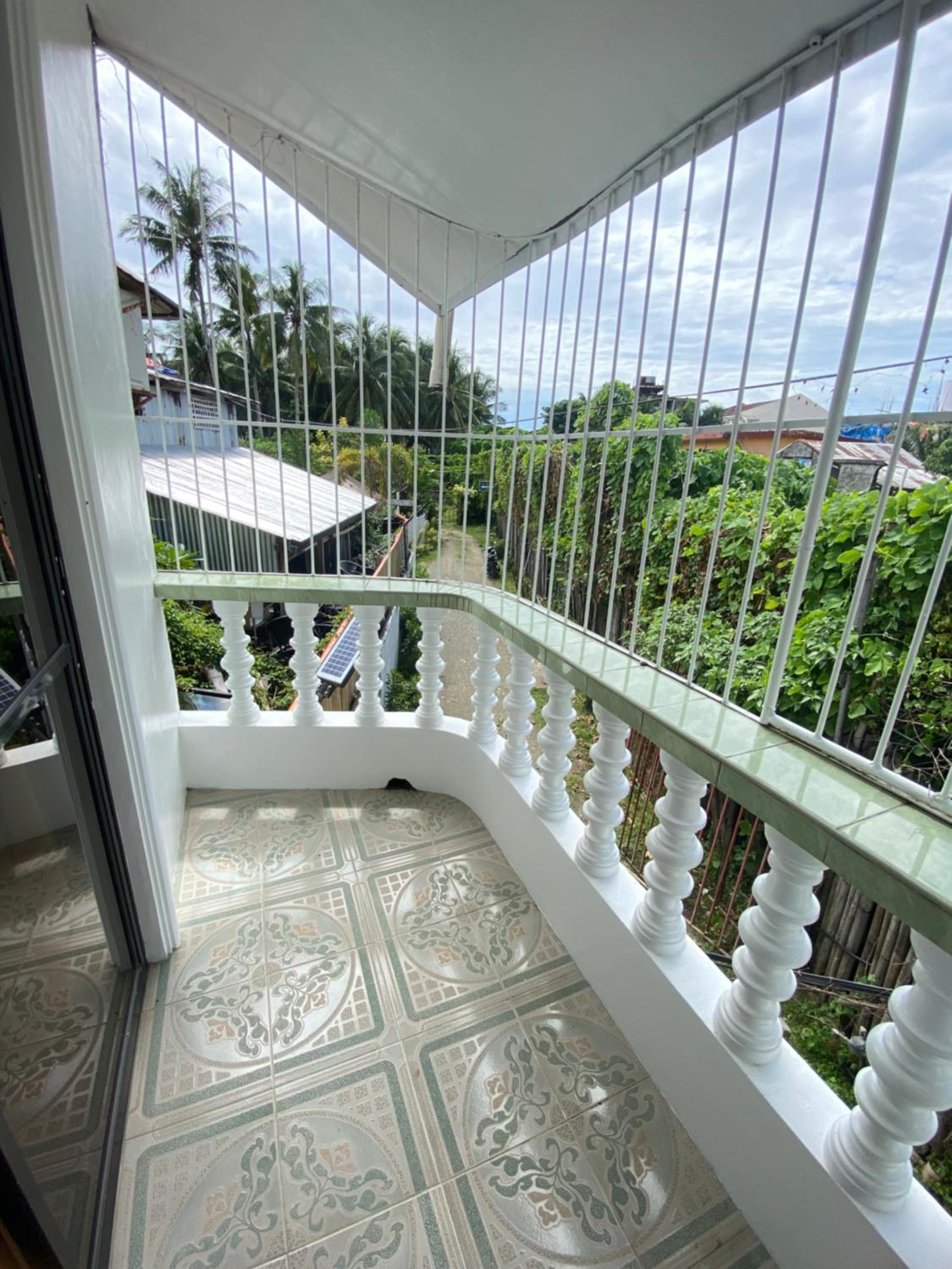 Vargas Apartelle
