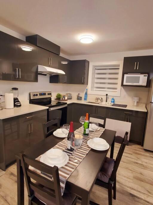 Lux Modern 2BR Radiant Suite+Free Parking