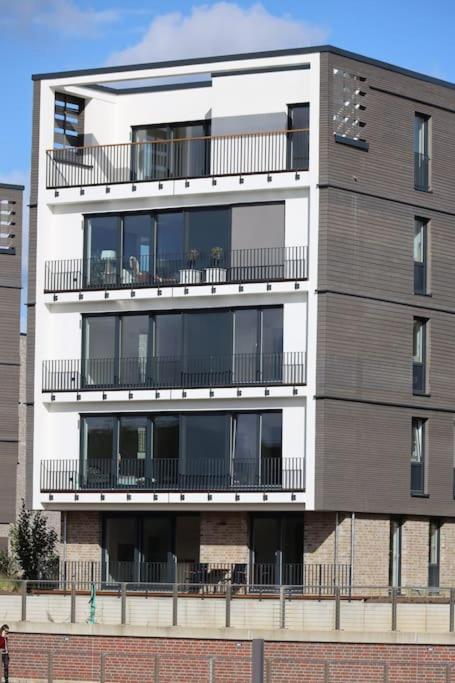 Allerinsel - Appartement am Celler Yachthafen