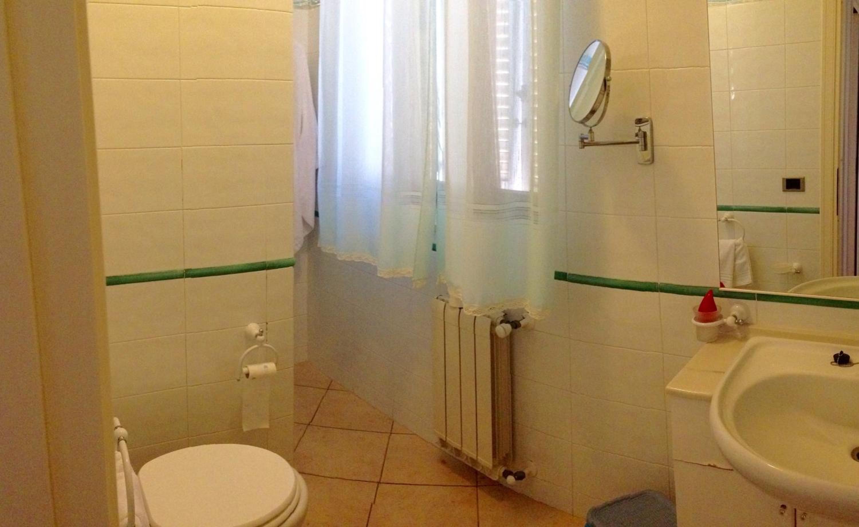 Villa Diana affitta camere view 5