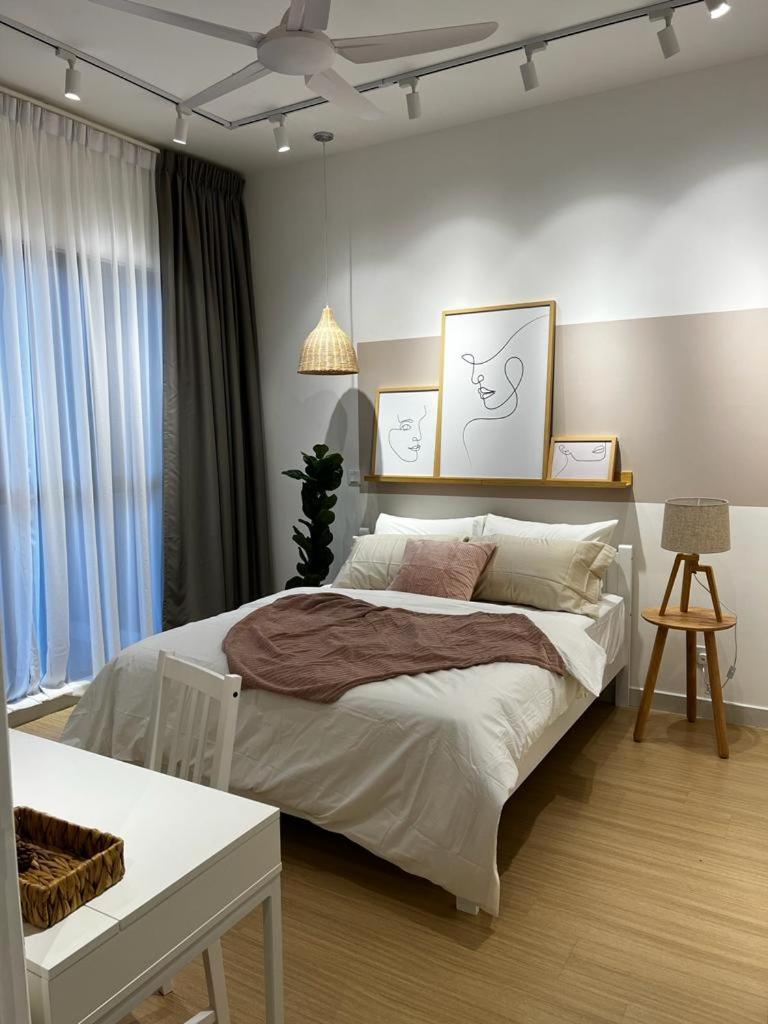 THE EDEN HomeSuite @ CONTINEW RESIDENSI 5 MINS WALK TO MRT