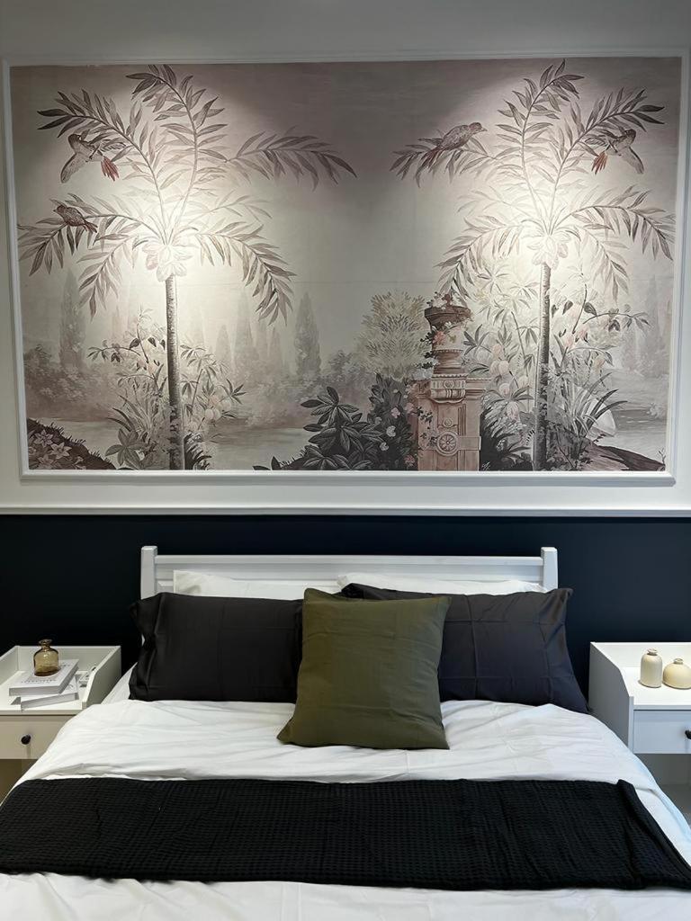 THE EDEN HomeSuite @ CONTINEW RESIDENSI 5 MINS WALK TO MRT