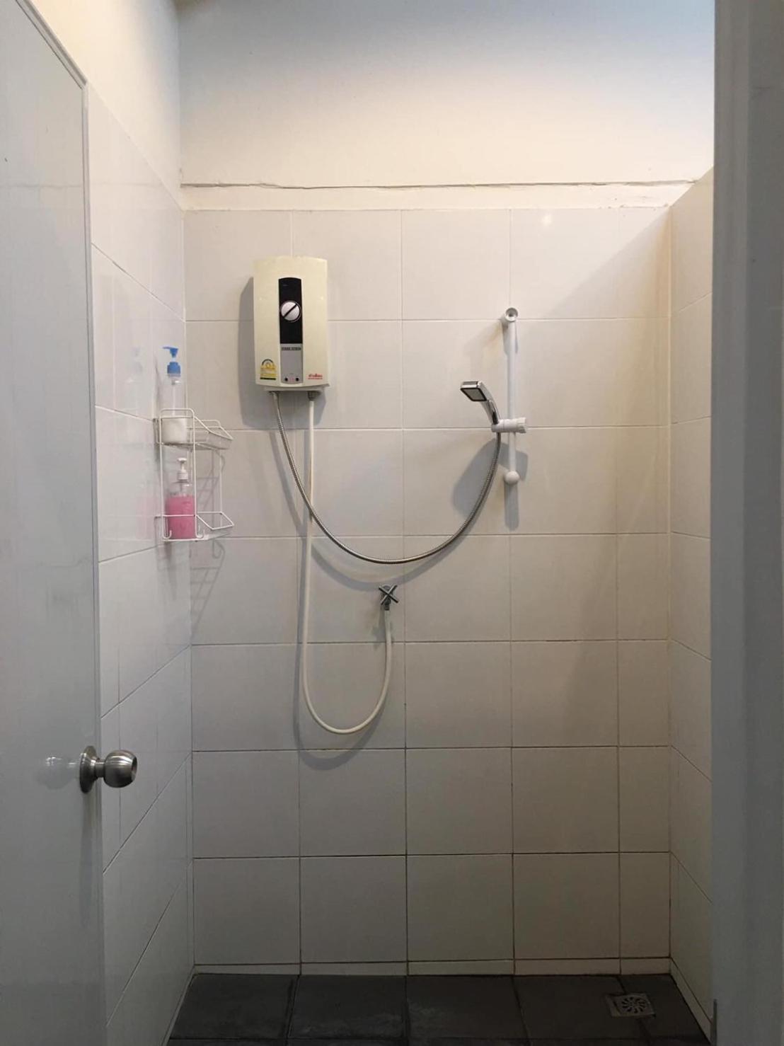 Zee Thai Hostel