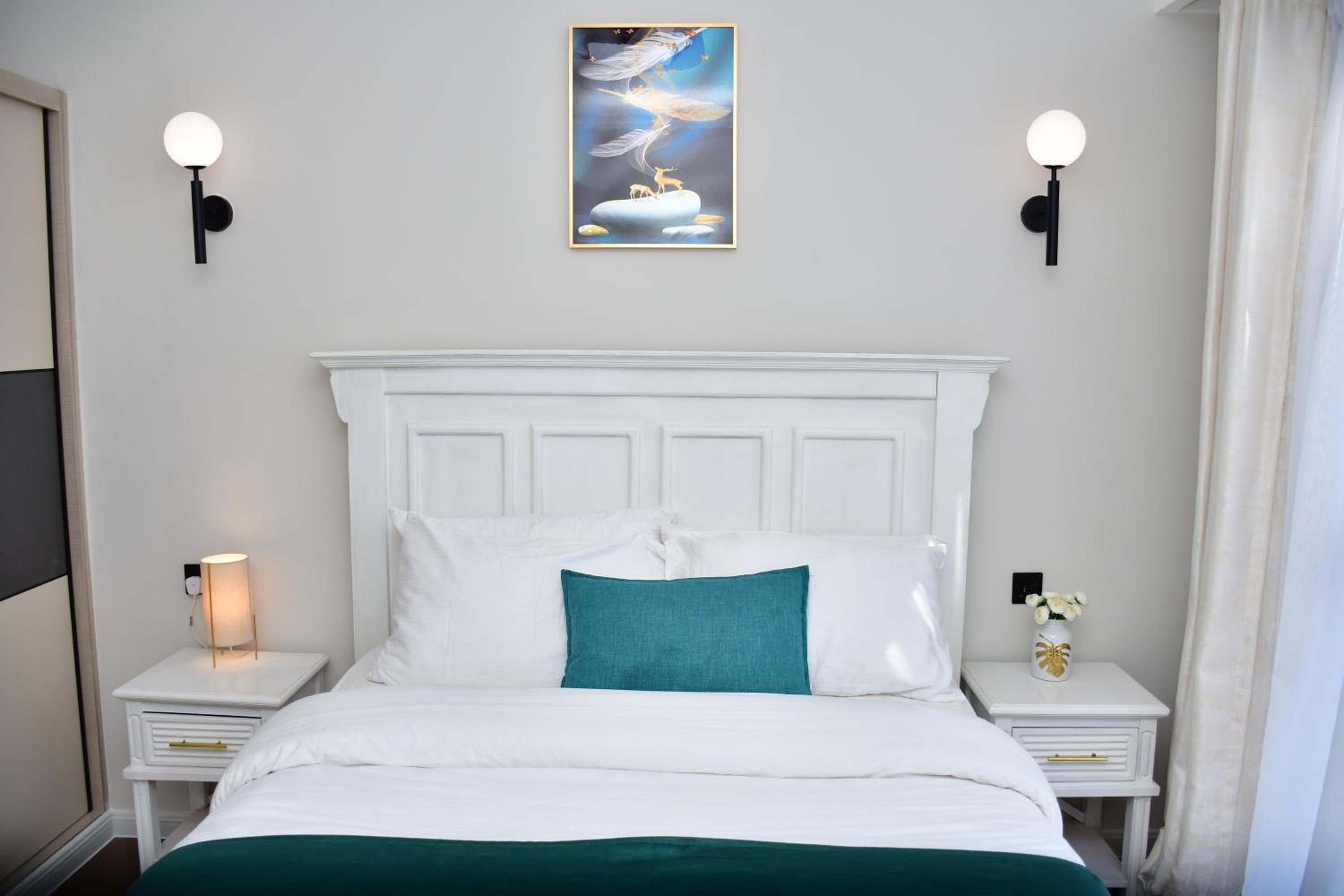 sky 3Bedroom Apartments
