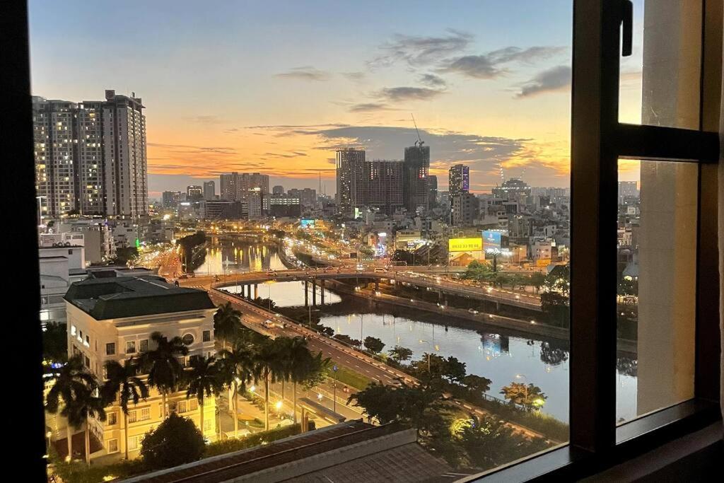 Stunning View/Urban Stylish_Saigon Jardin Chambre at Tresor Building