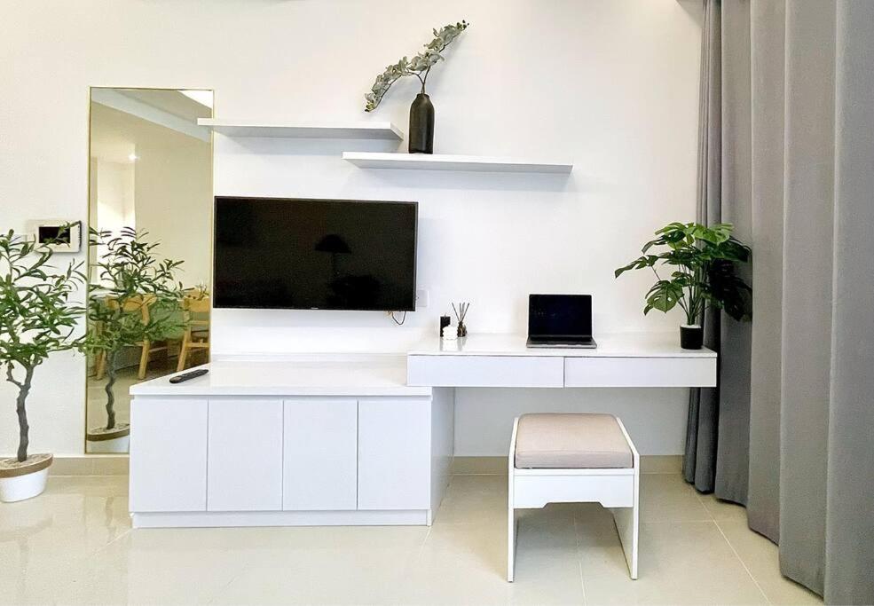 Stunning View/Urban Stylish_Saigon Jardin Chambre at Tresor Building
