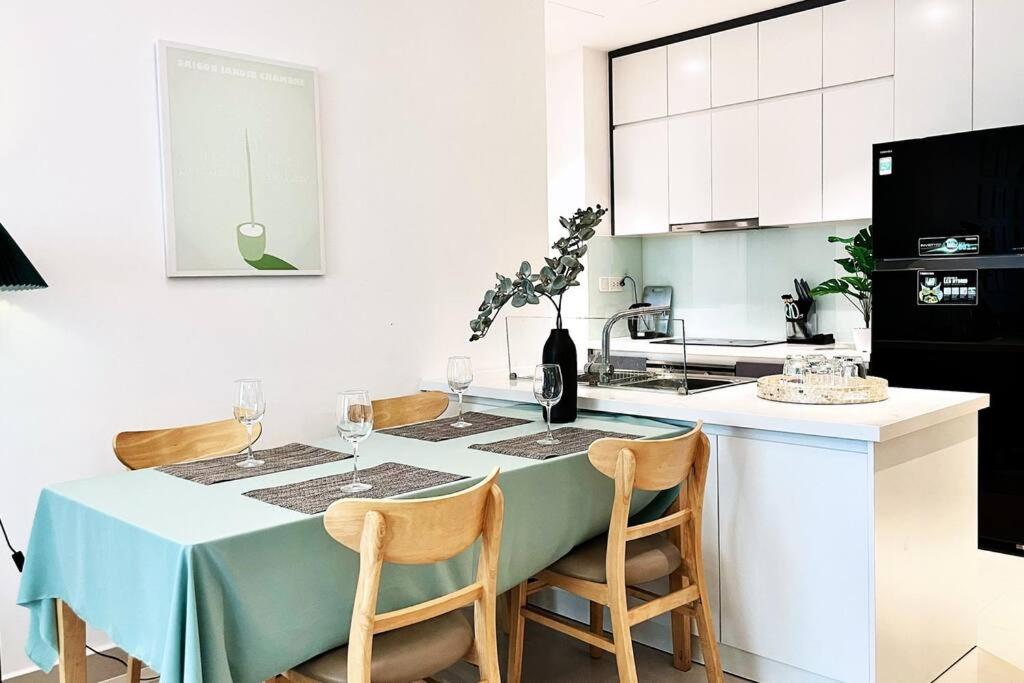 Stunning View/Urban Stylish_Saigon Jardin Chambre at Tresor Building