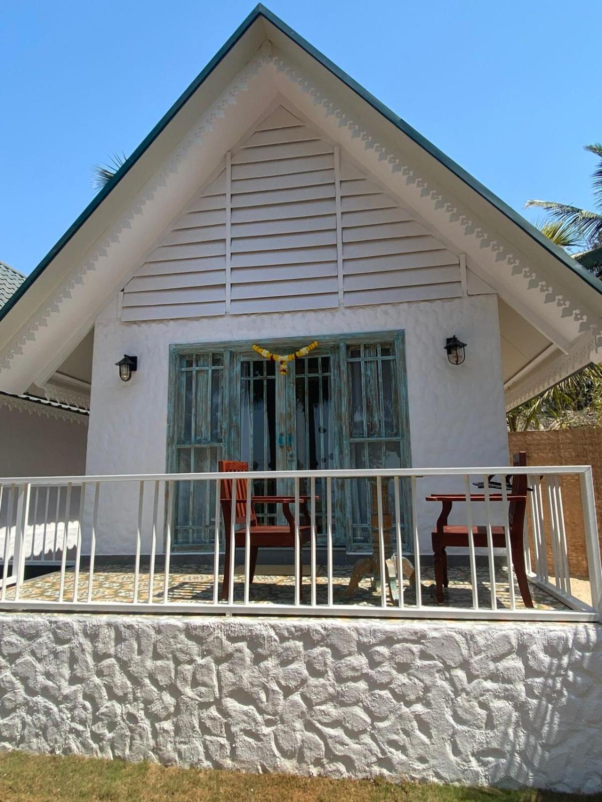 S2 Beach Cottages view 4