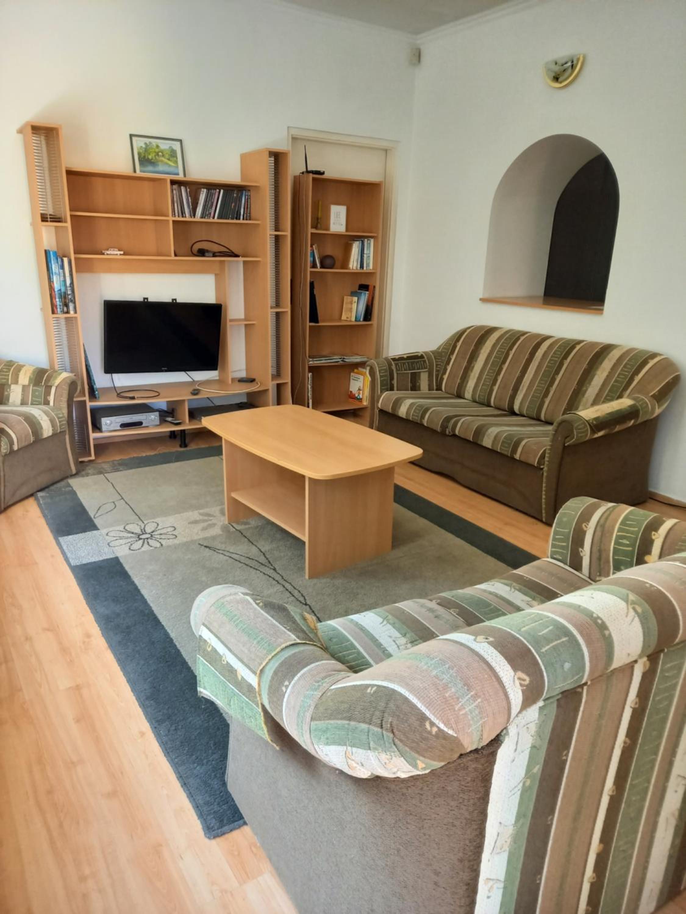 Photo 6