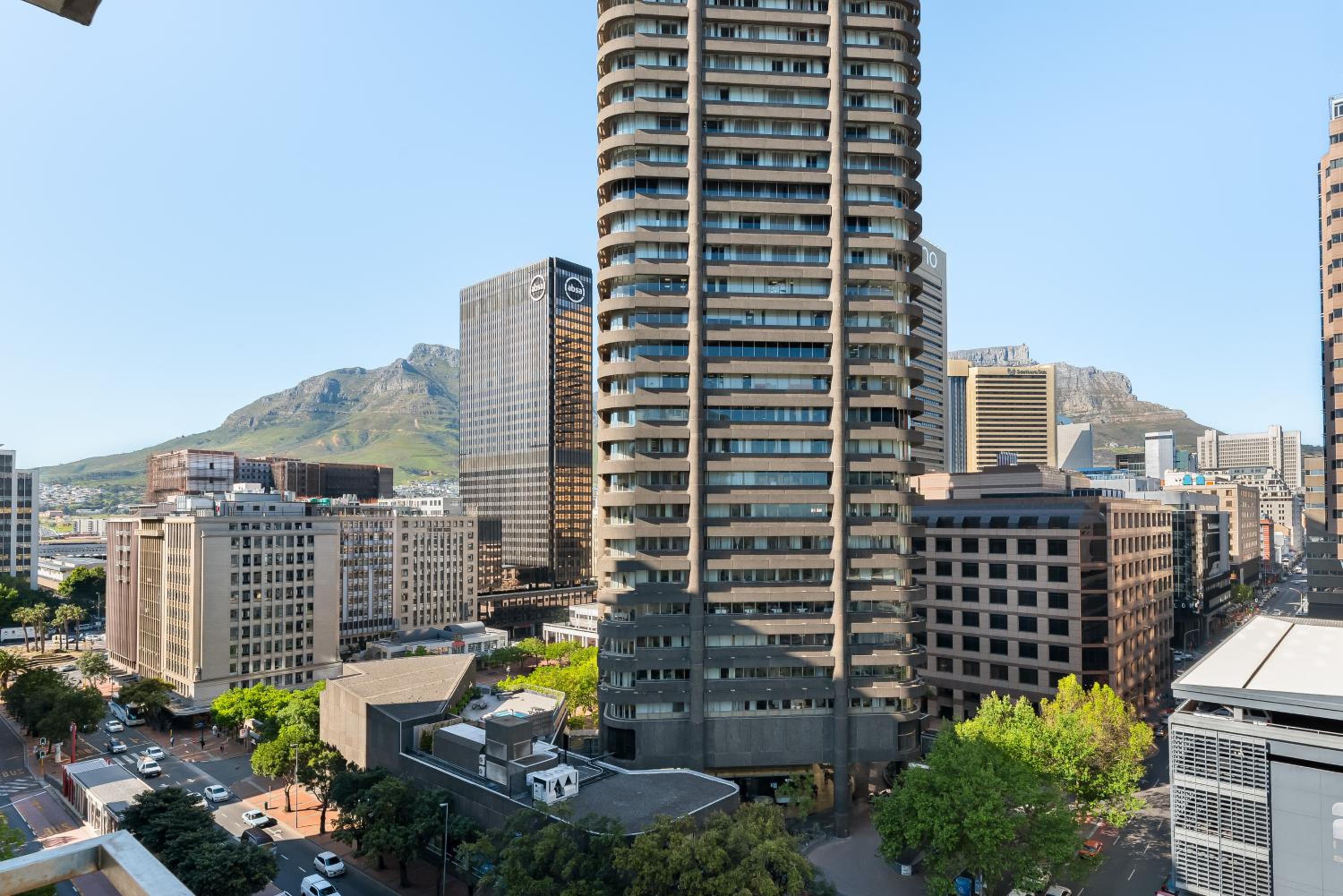 Icon Apartments