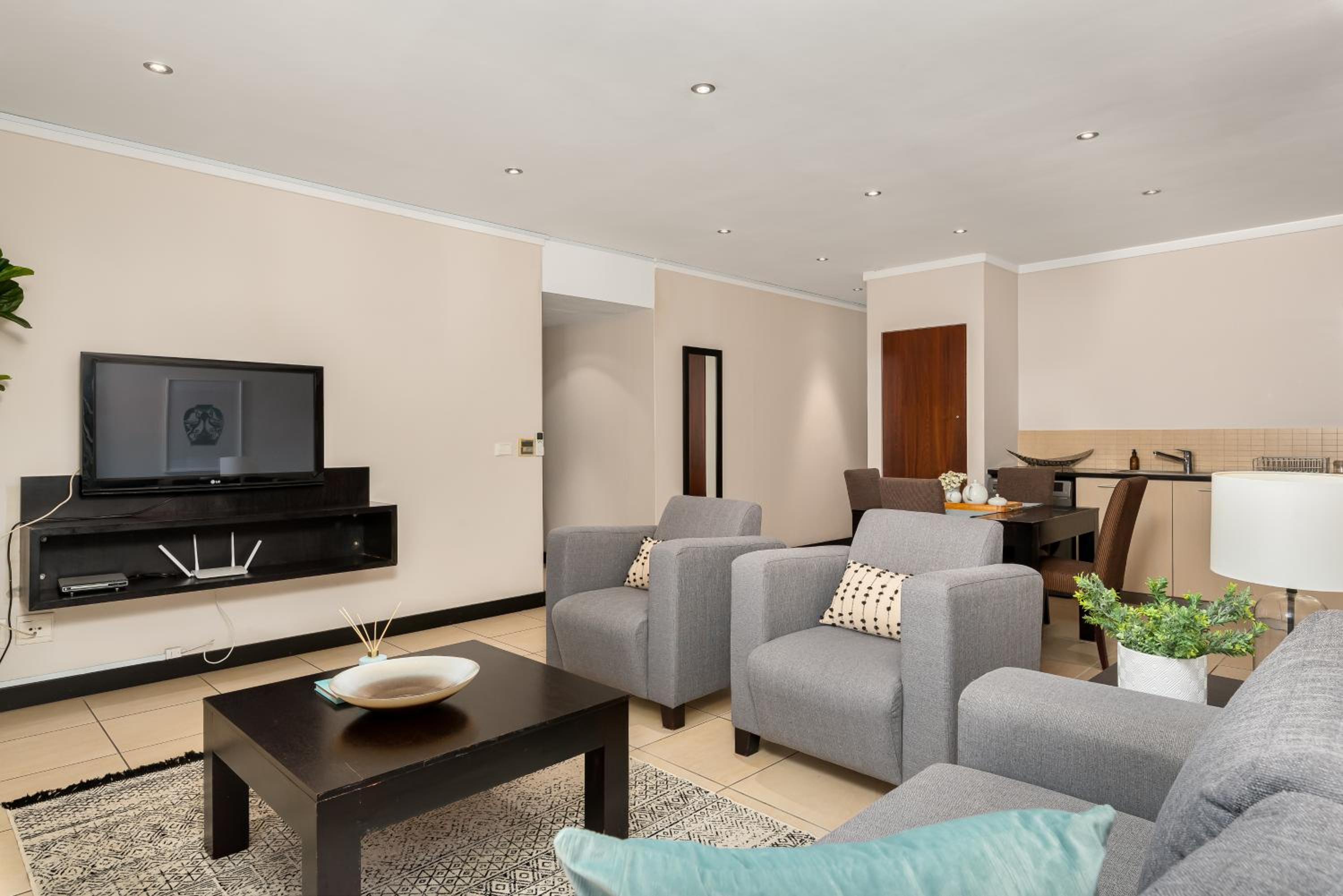 Icon Apartments
