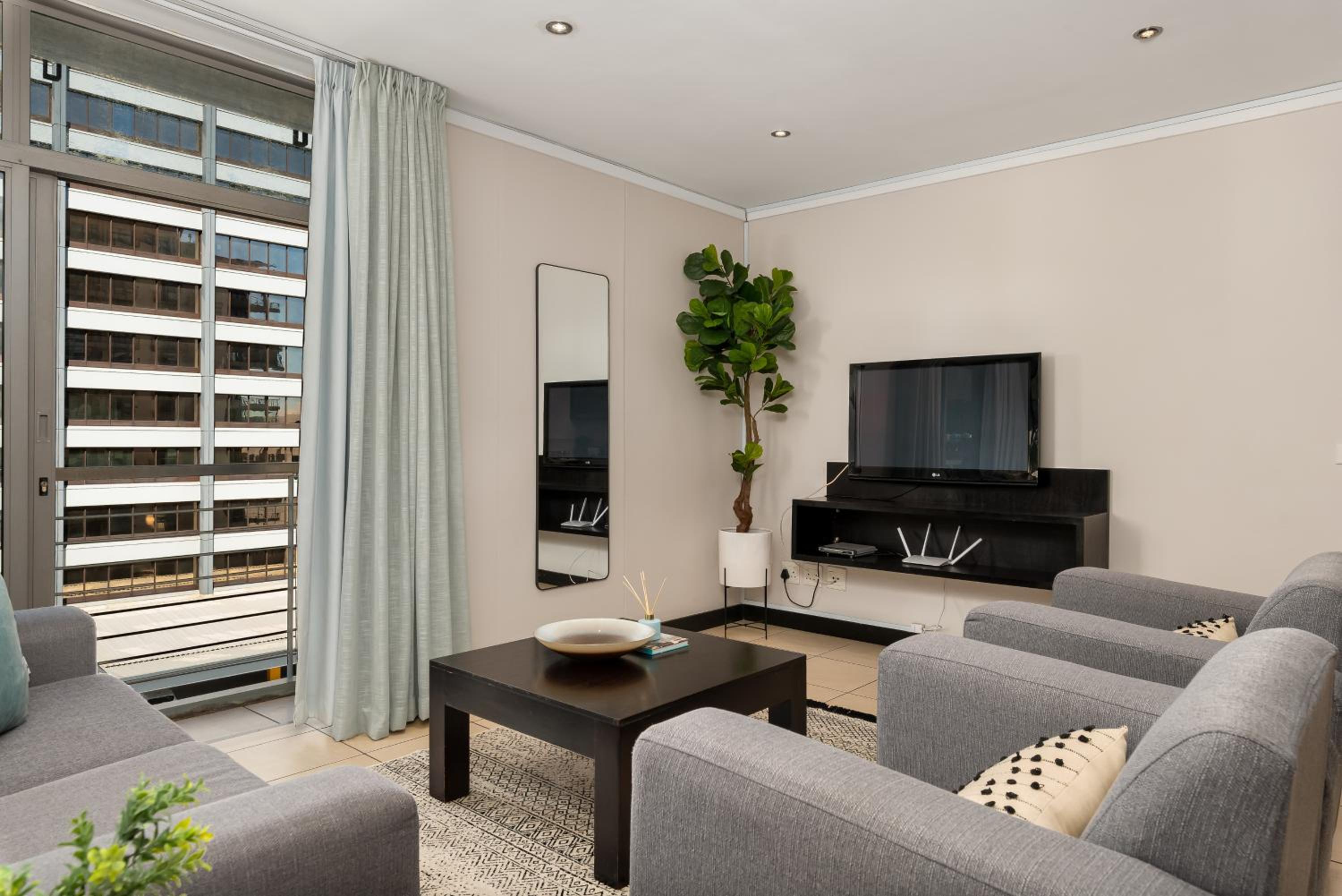 Icon Apartments