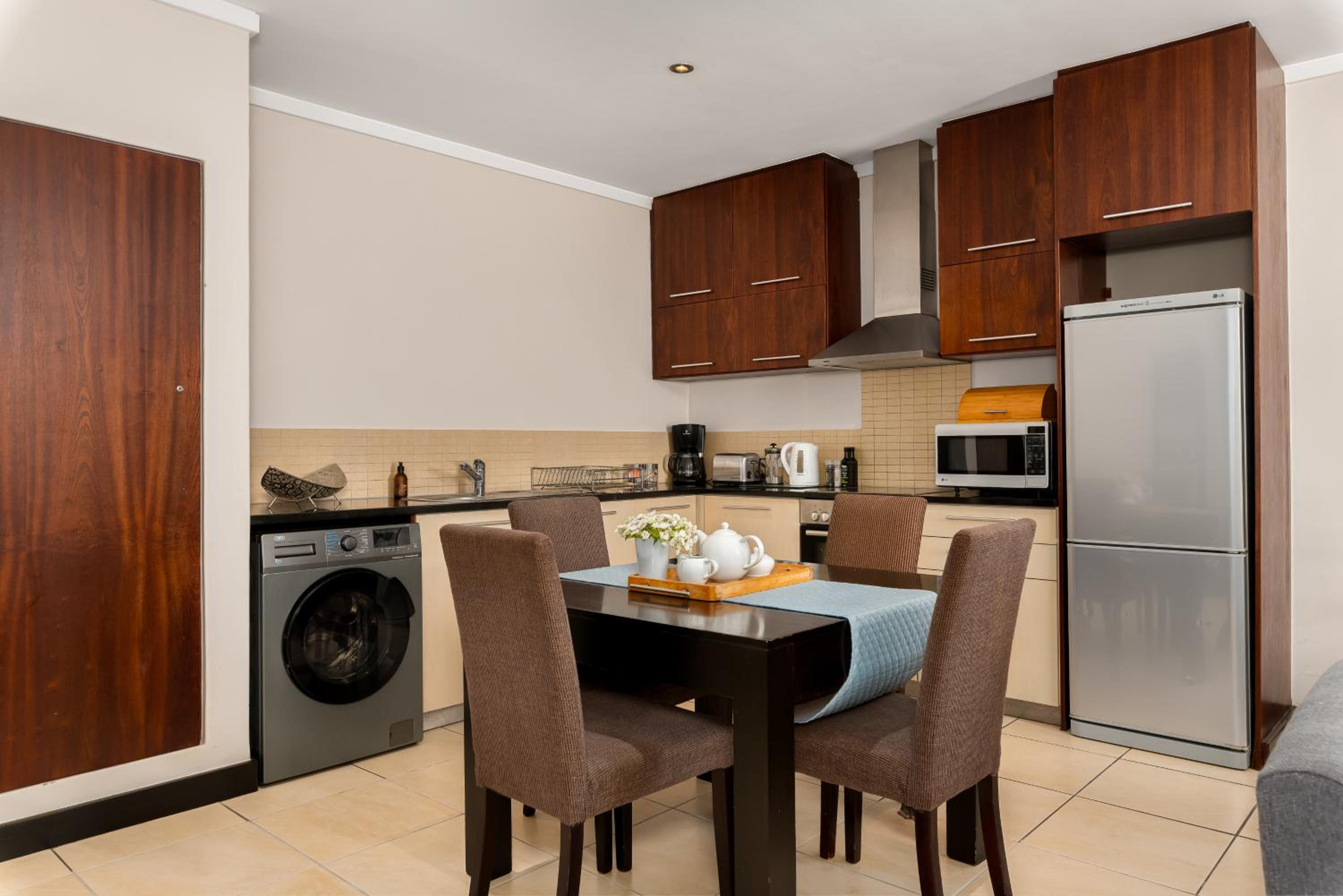 Icon Apartments