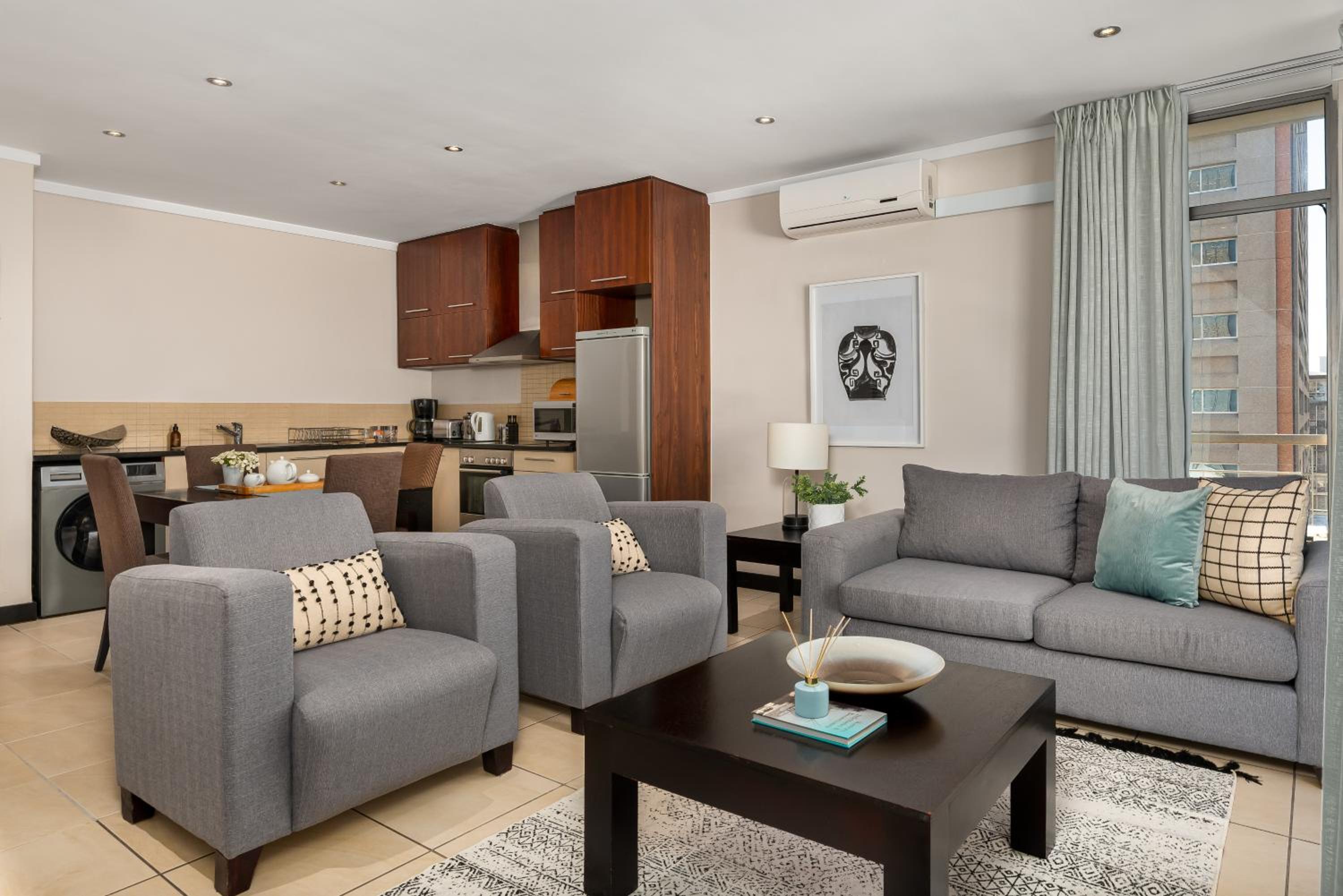 Icon Apartments
