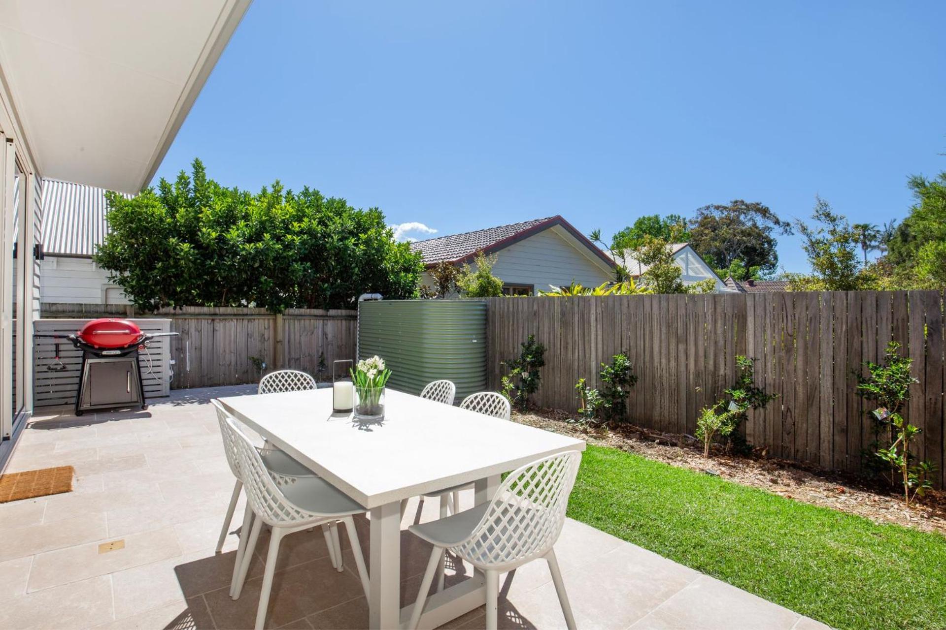 Camellia - Pet Friendly - 3 Min Walk to Centre of Berry