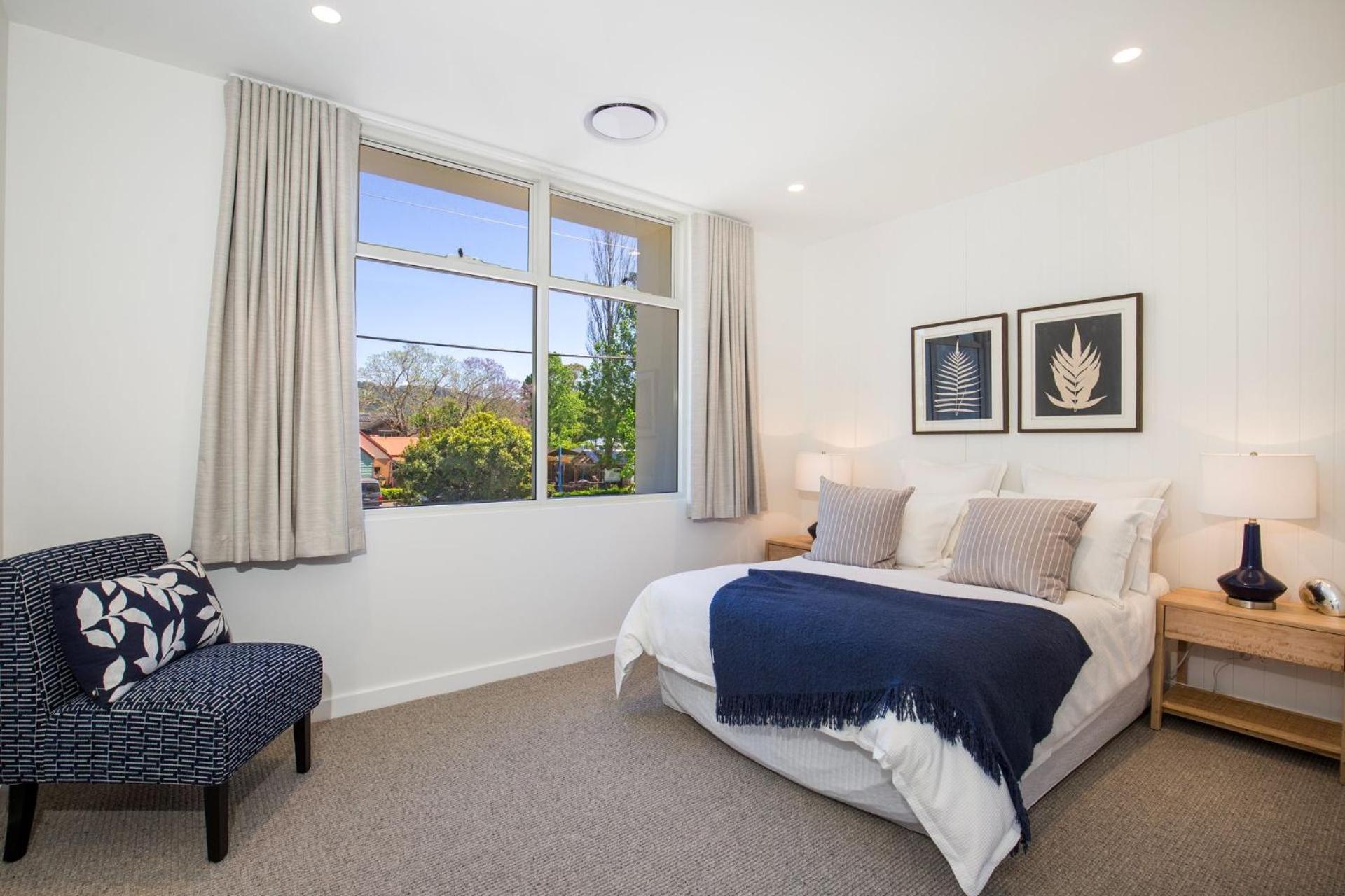 Camellia - Pet Friendly - 3 Min Walk to Centre of Berry