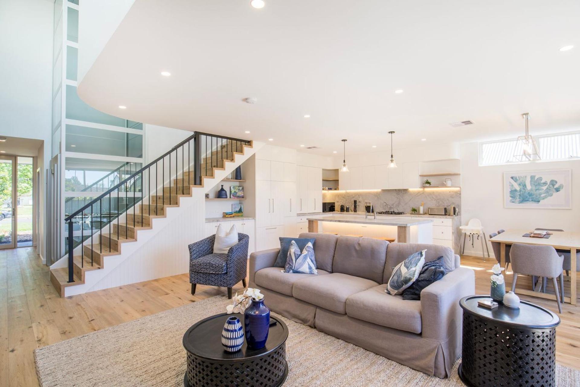 Camellia - Pet Friendly - 3 Min Walk to Centre of Berry
