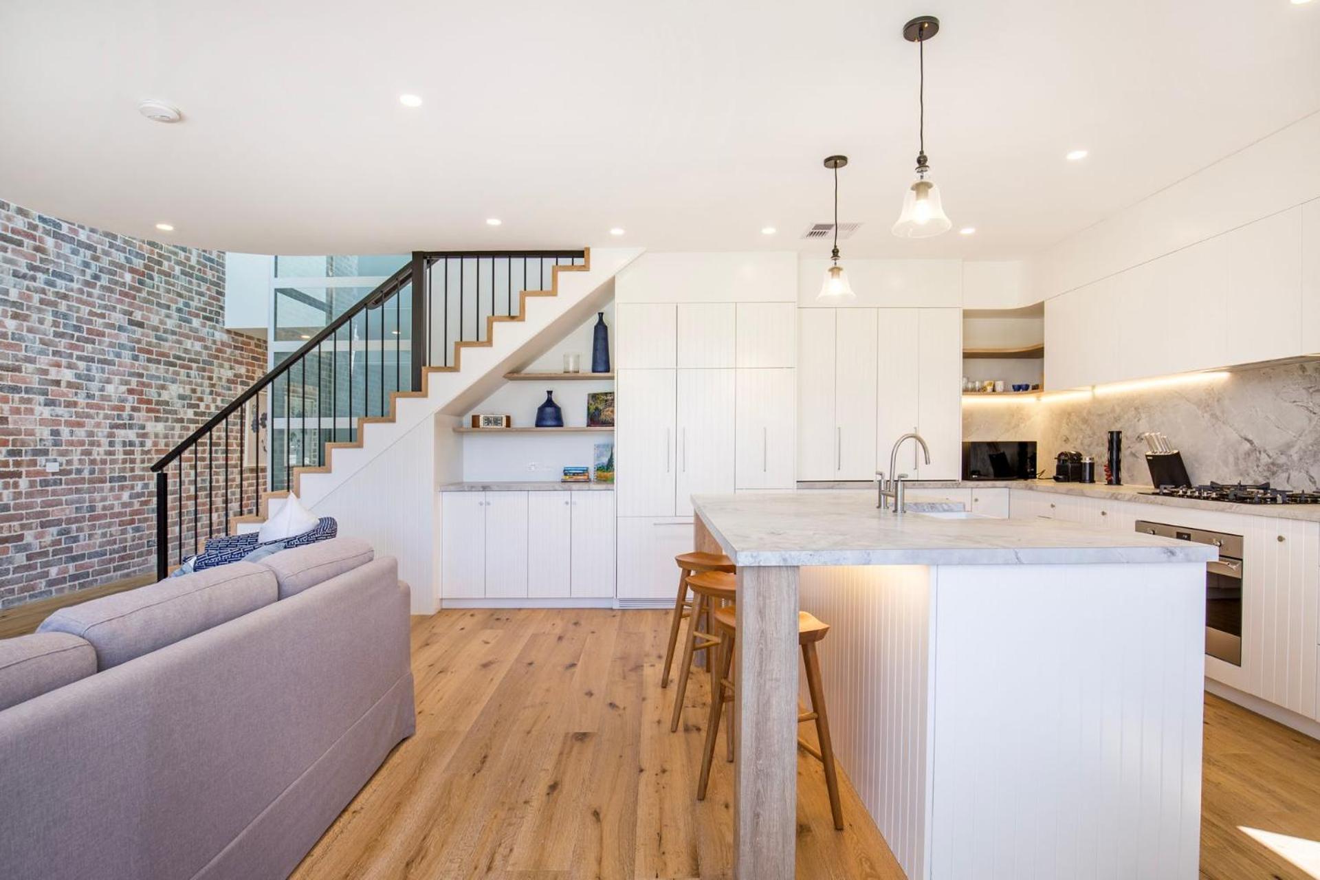 Camellia - Pet Friendly - 3 Min Walk to Centre of Berry