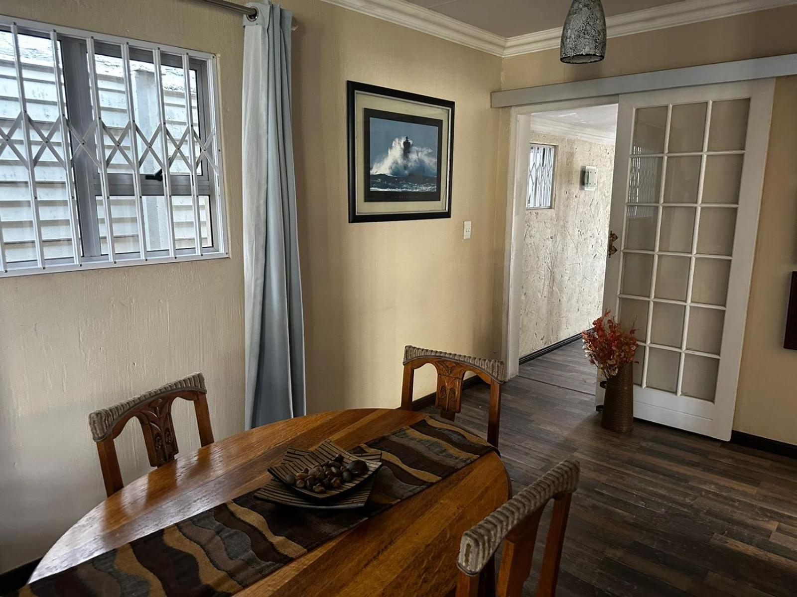 Cozy Cottage Accommodation in Johannesburg view 5