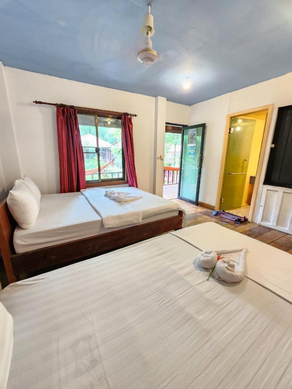 Sweet Jungle Bungalows view 4