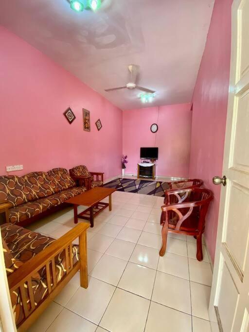 Muslim Homestay Izzah photo 5