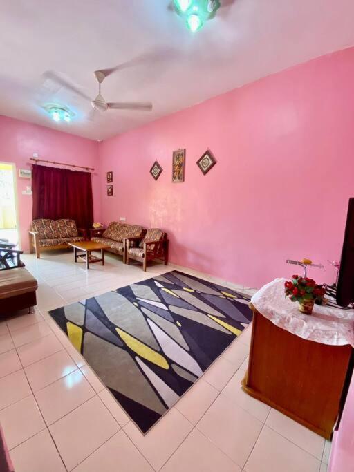 Muslim Homestay Izzah photo 6