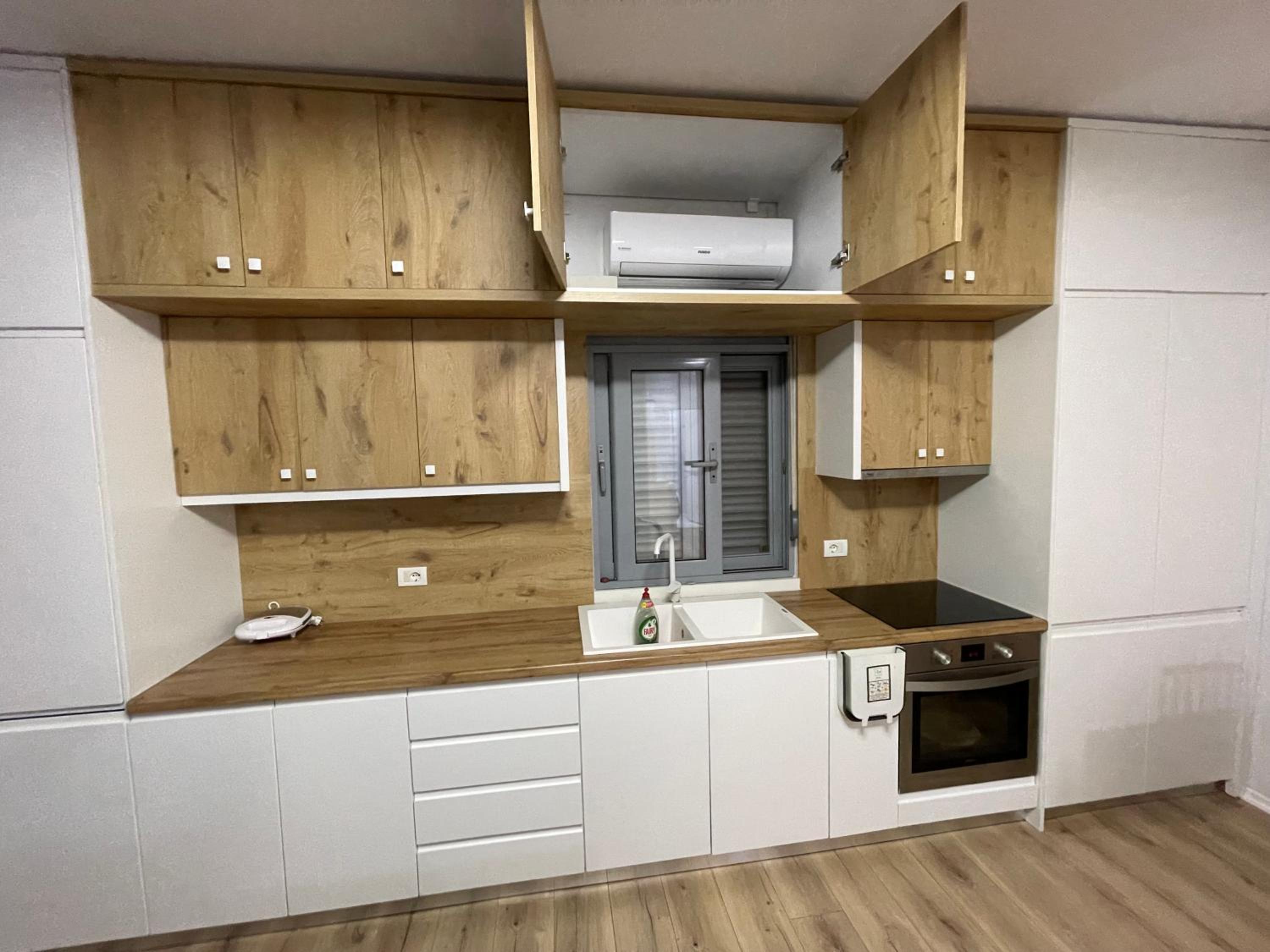Enjoy Travel Himara Beach Apartment