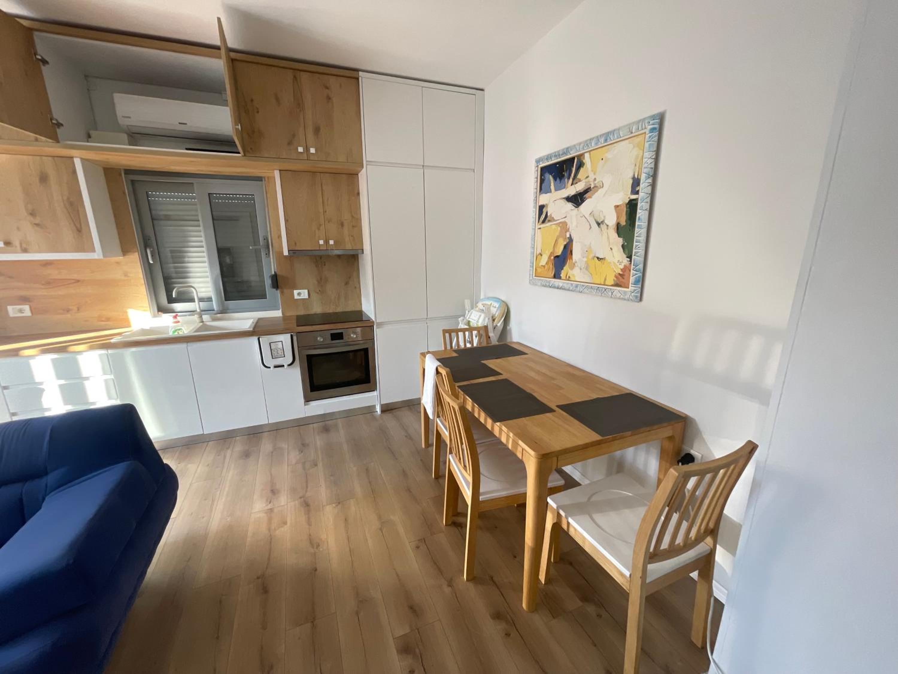 Enjoy Travel Himara Beach Apartment