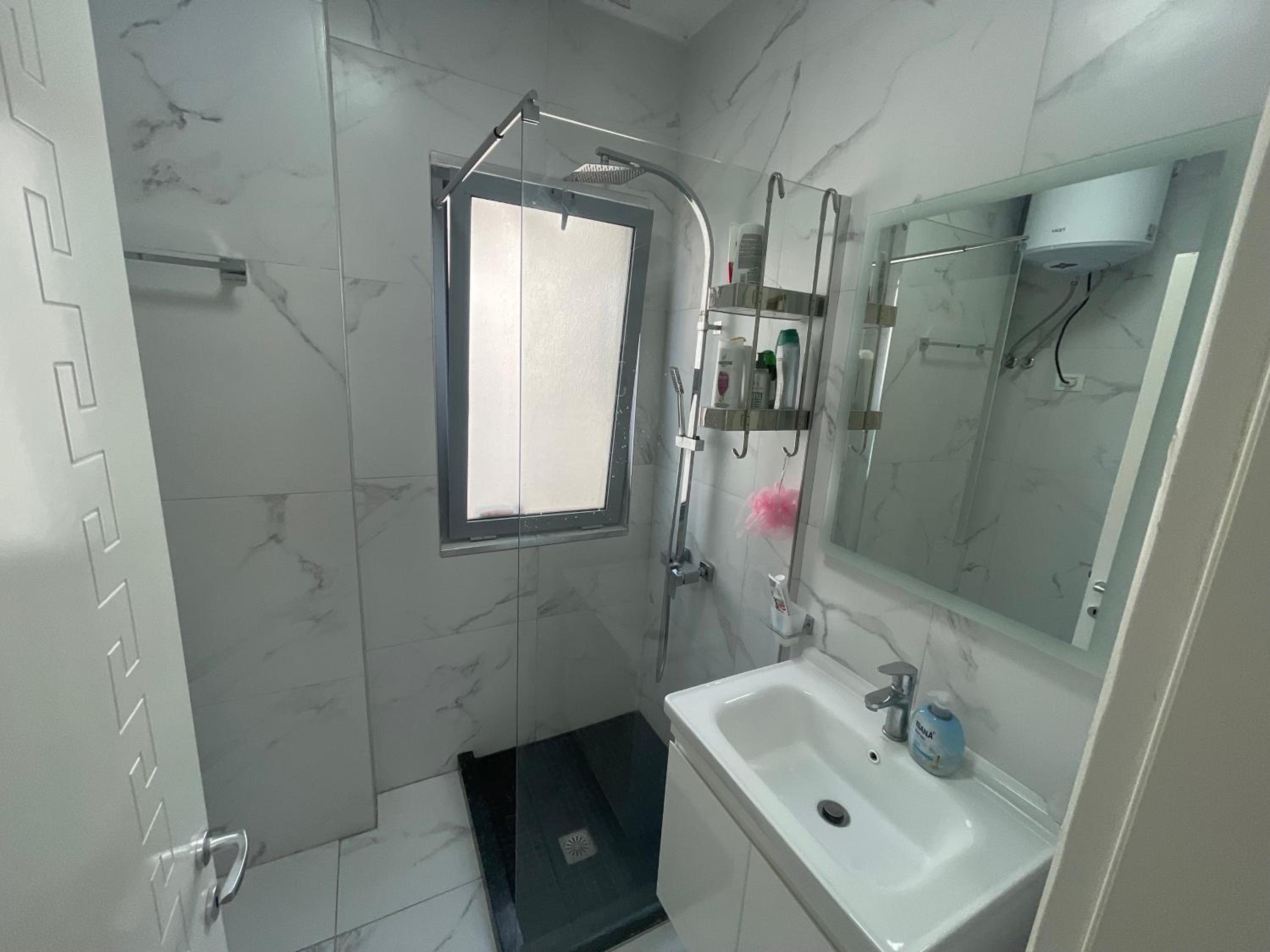 Enjoy Travel Himara Beach Apartment