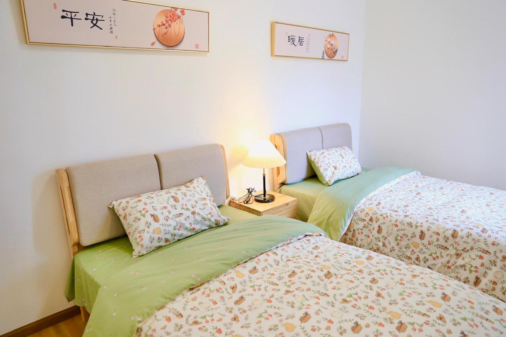 Colorful Yunnan Absolutely Beautiful Dian B&B