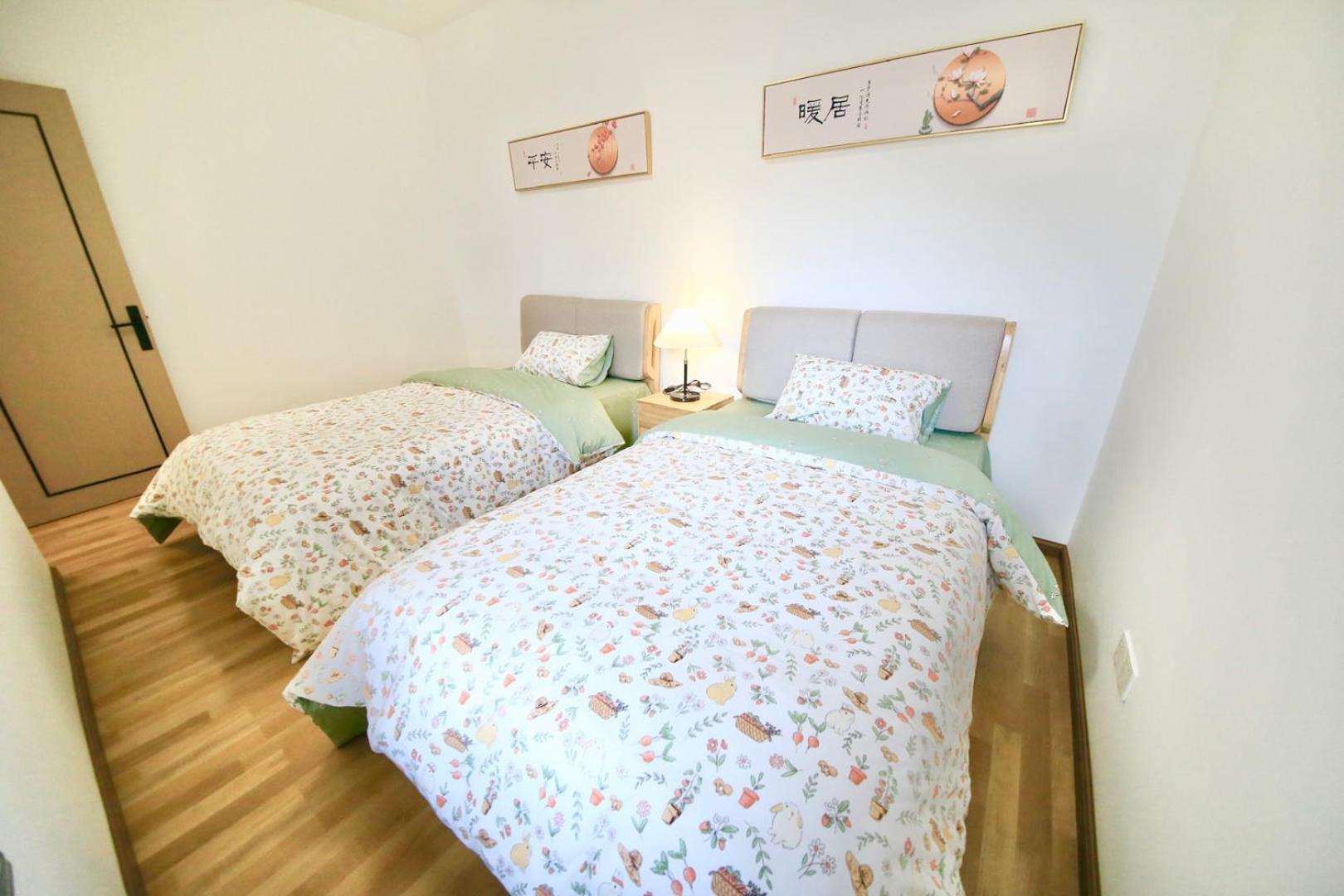 Colorful Yunnan Absolutely Beautiful Dian B&B