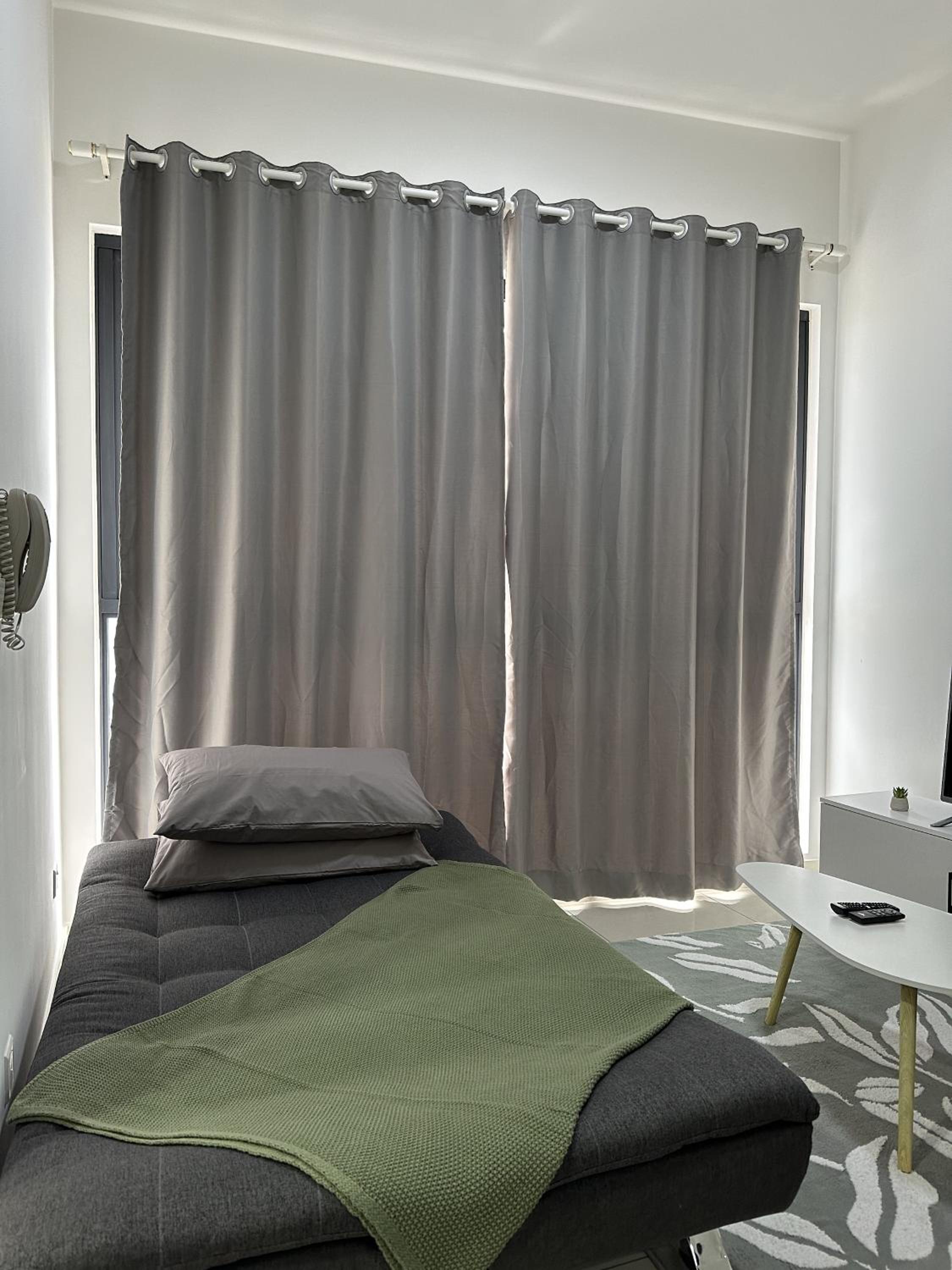 THE EDEN HomeSuite @ CONTINEW RESIDENSI 5 MINS WALK TO MRT