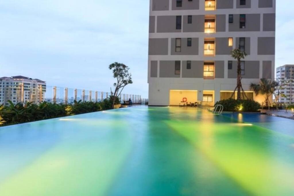 Free Pool&Gym_King bed_Spacious Rivergate Studio