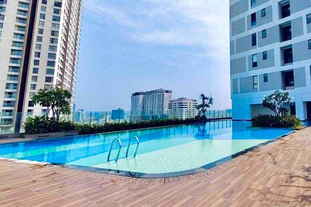 Free Pool&Gym_King bed_Spacious Rivergate Studio