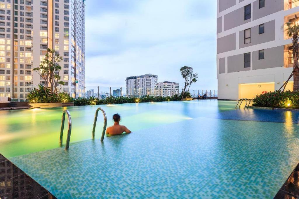 Free Pool&Gym_King bed_Spacious Rivergate Studio
