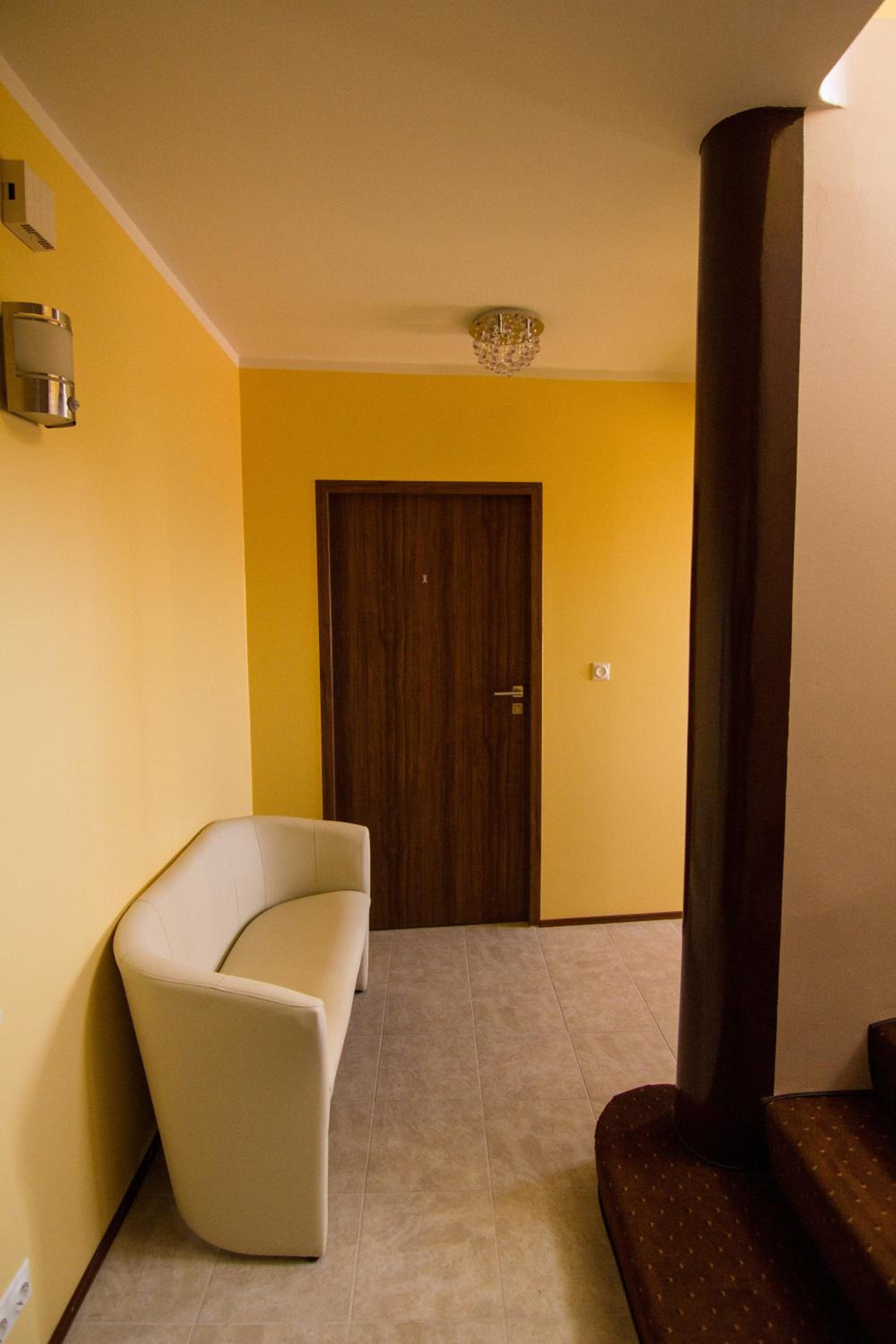 Kiljan Apartments & Rooms
