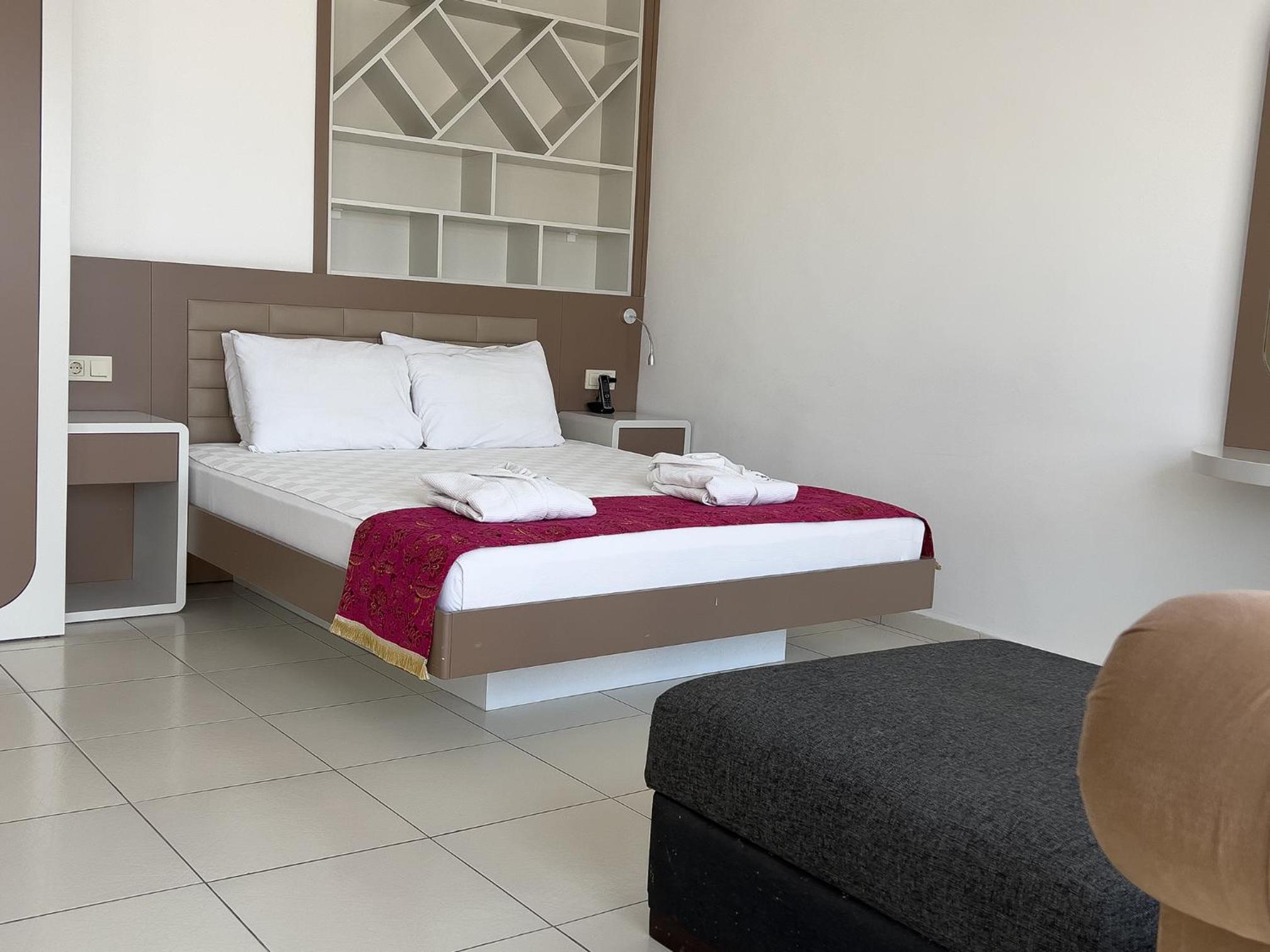 Puding Hotel - Image 114