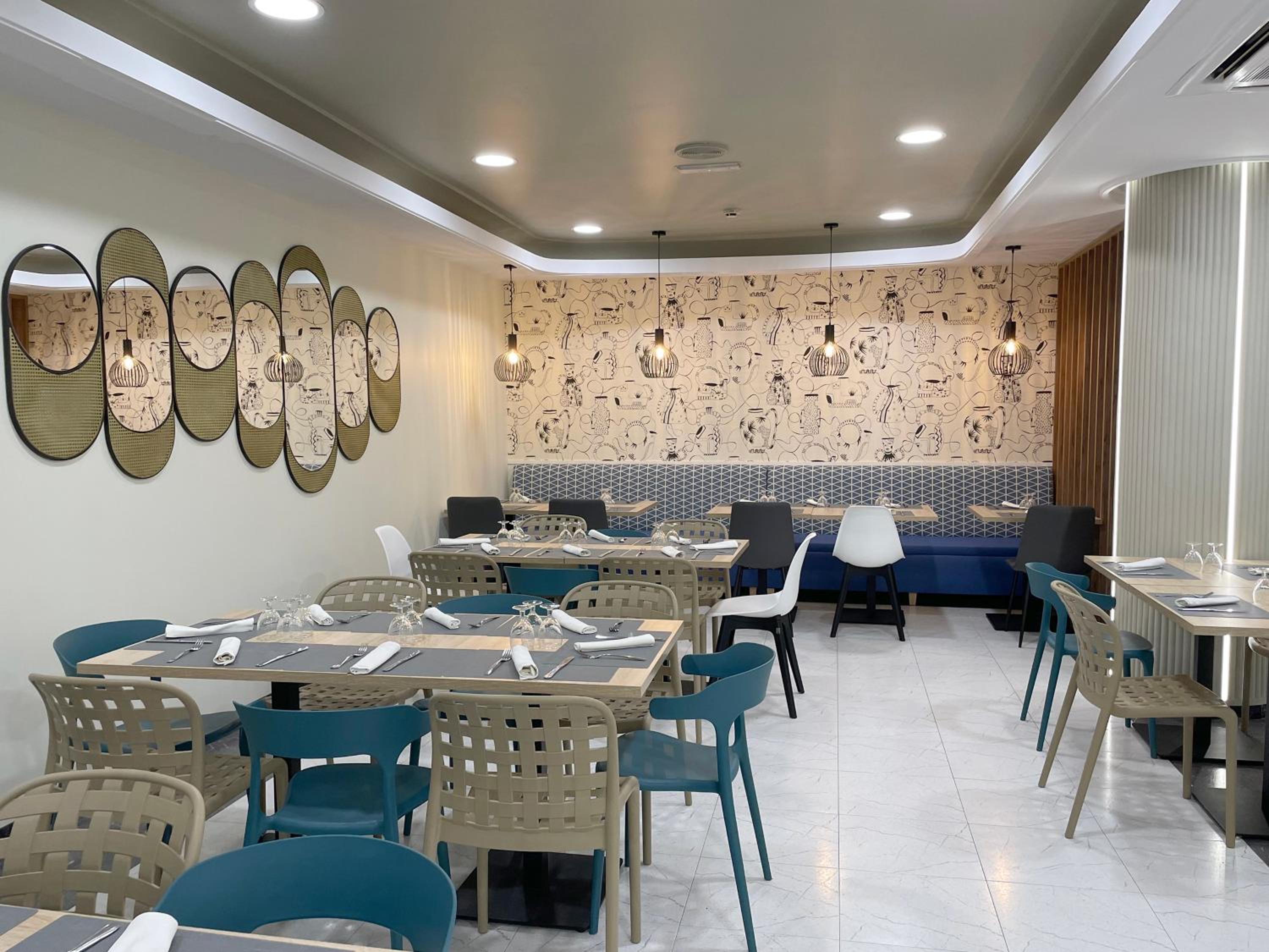 Food & Beverage