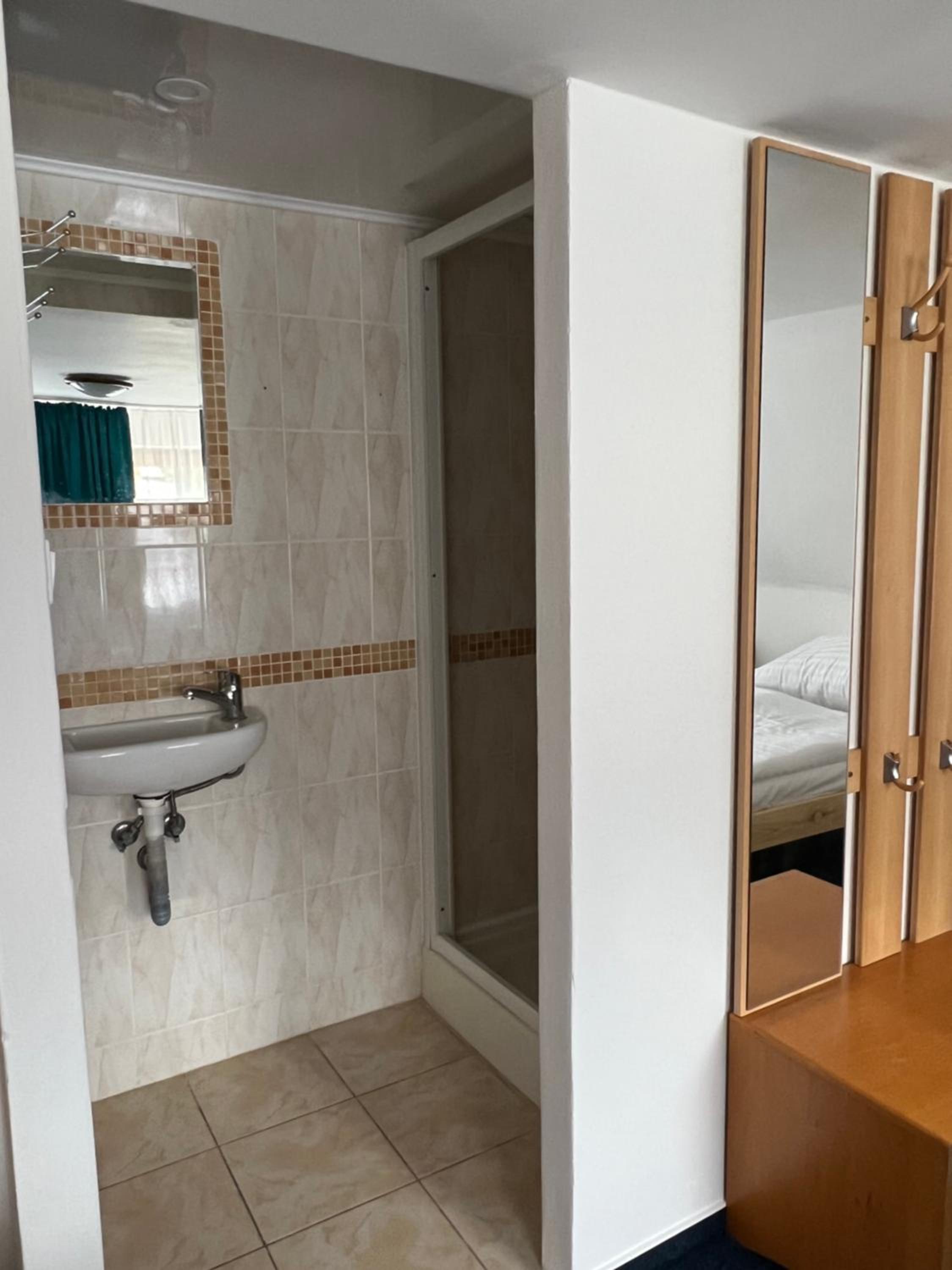 7Rooms