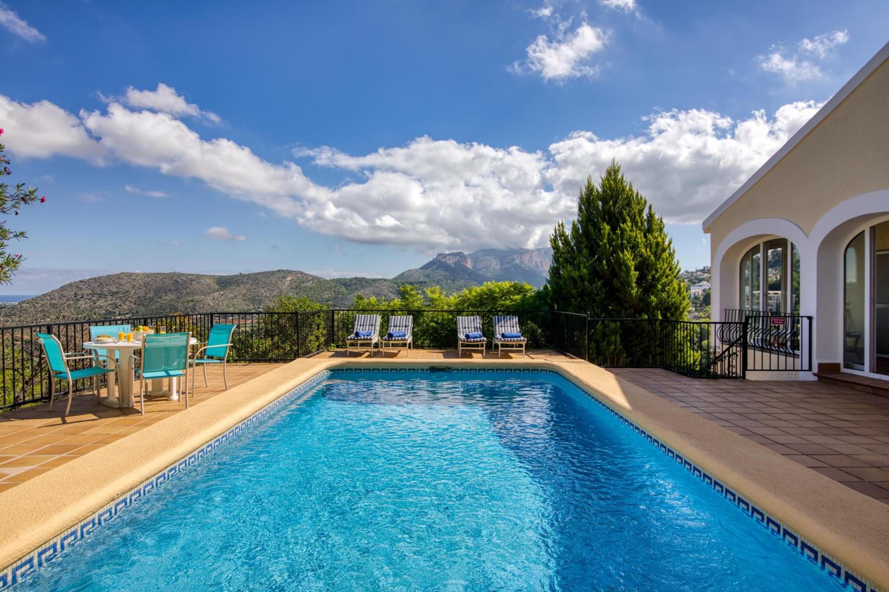Villa Arriba