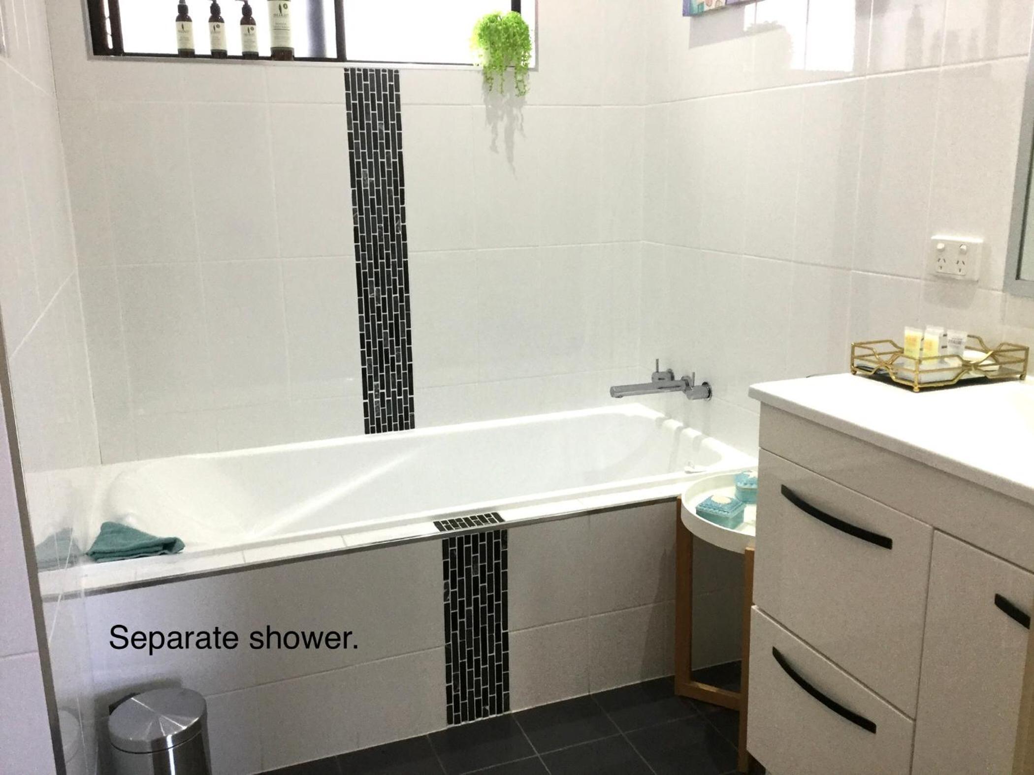 Bowen Sunrise Retreat Homestay