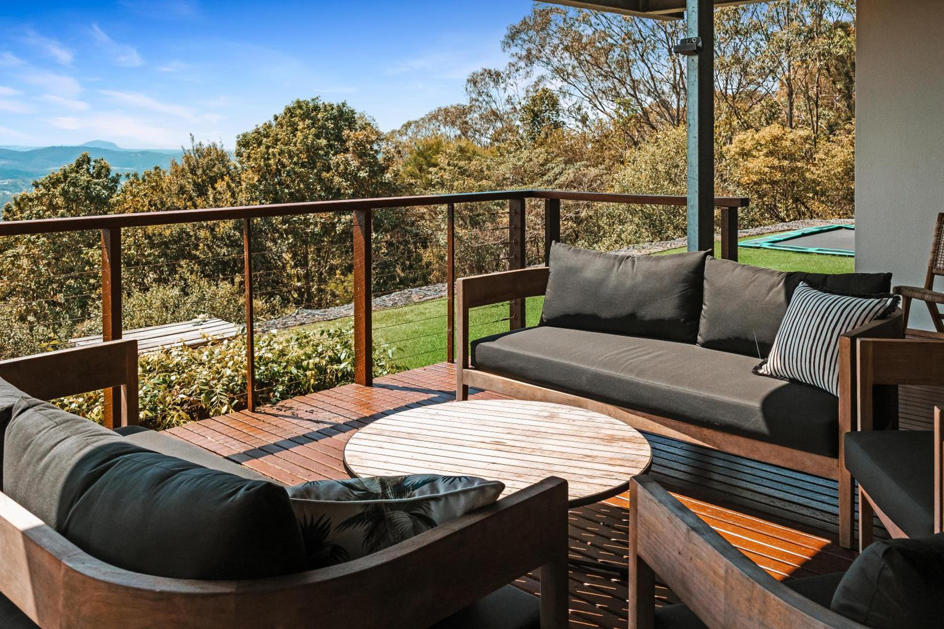 Montville Resort Style Holiday Retreat with pool