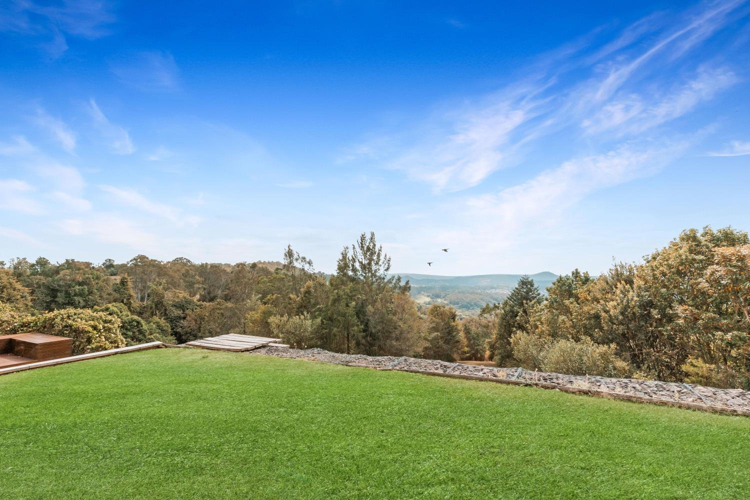 Montville Resort Style Holiday Retreat with pool