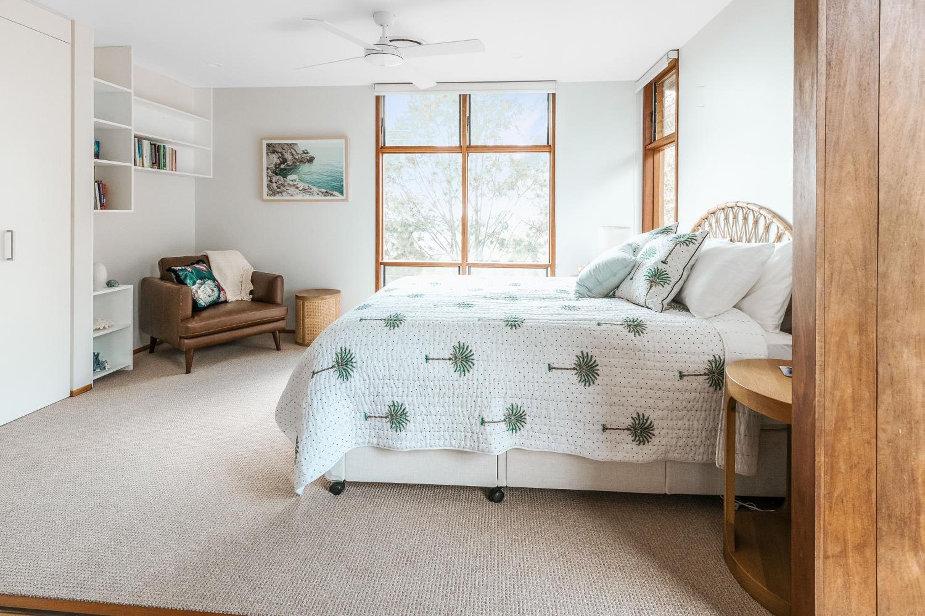 Montville Resort Style Holiday Retreat with pool