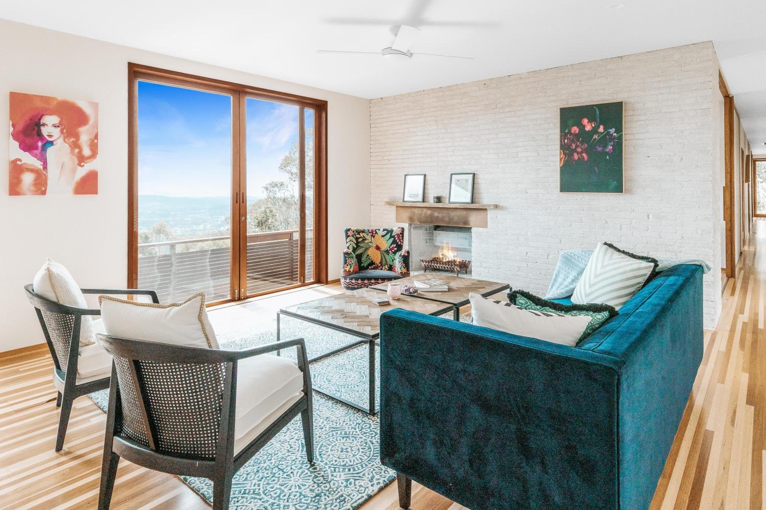Montville Resort Style Holiday Retreat with pool