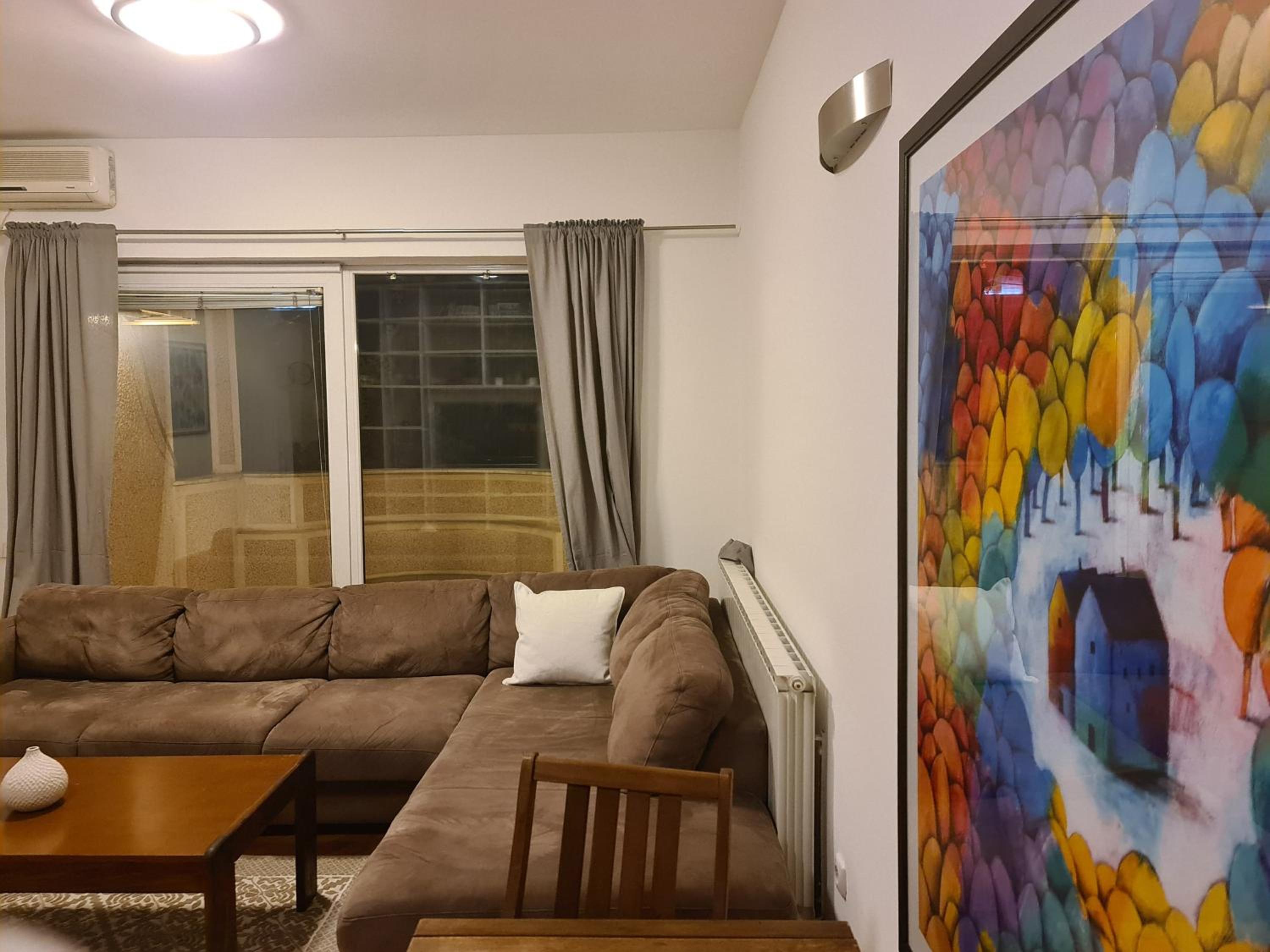 Spacious apartment with own garden and balcony view 4
